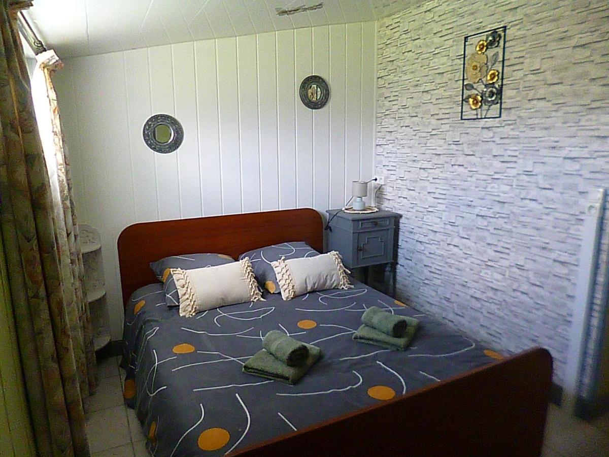 Gite Du Guip Trégourez Extérieur photo